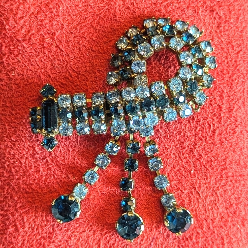 Vintage Blue Czech Crystal Silver Plated Brass Brooch